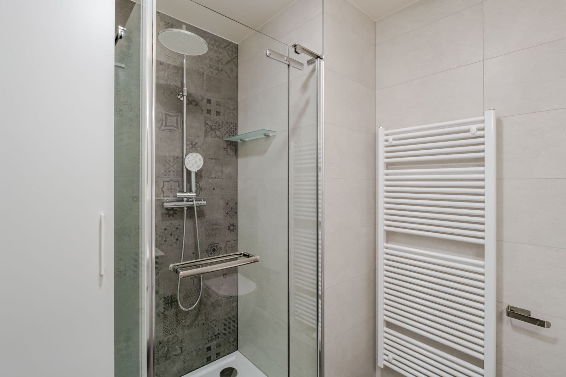 Pronájem bytu  46 m², Veletržní, Praha, Praha