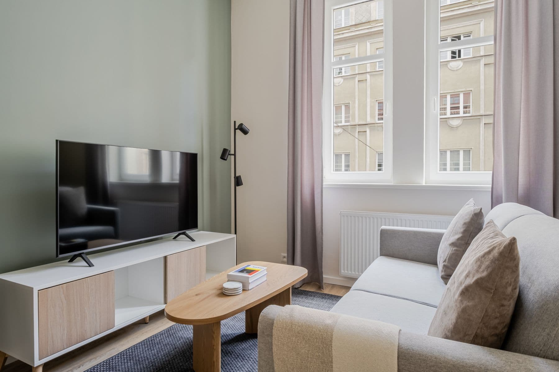 Pronájem bytu  46 m², Veletržní, Praha, Praha