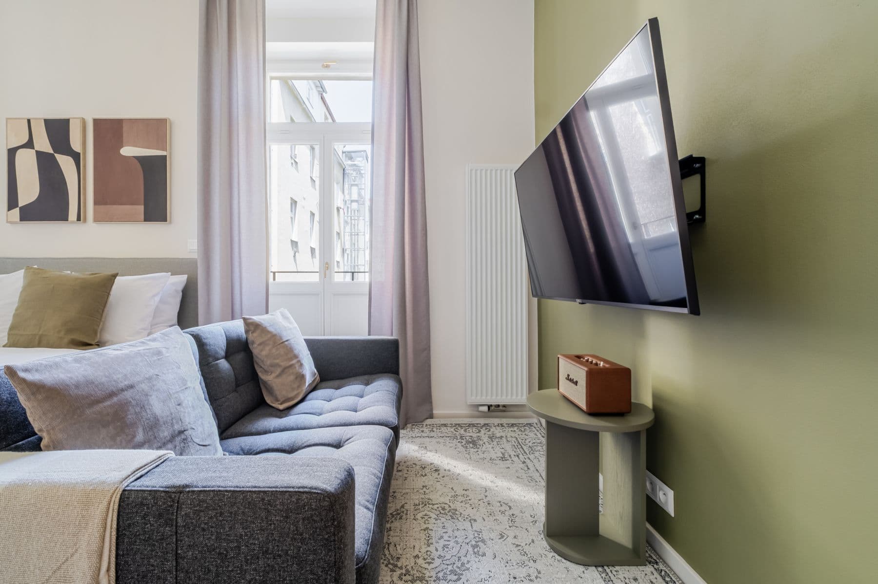 Pronájem bytu  37 m², Veletržní, Praha, Praha