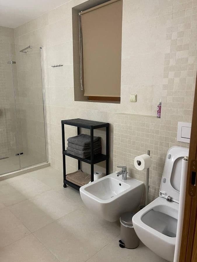 Pronájem bytu  112 m², Do Chuchle, Praha, Praha
