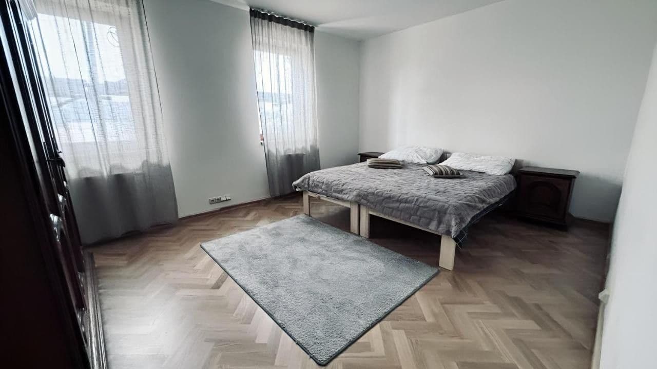 Pronájem bytu  112 m², Do Chuchle, Praha, Praha