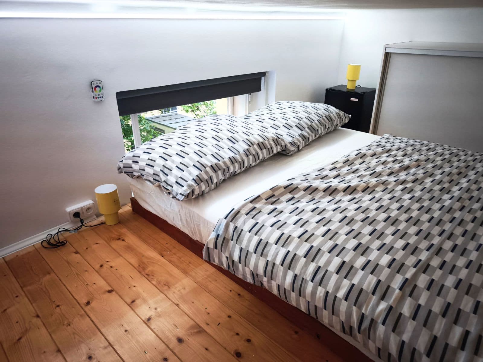 Pronájem bytu  19 m², Lucemburská, Praha, Praha