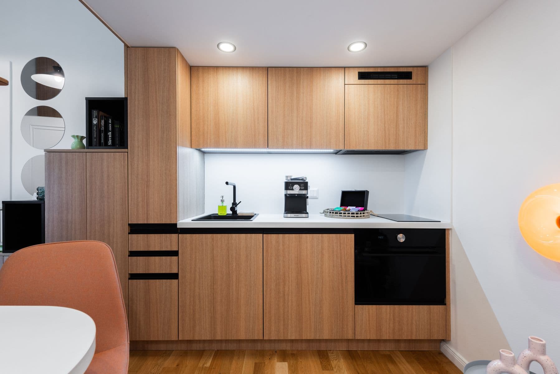 Pronájem bytu  17 m², Rubešova, Praha, Praha