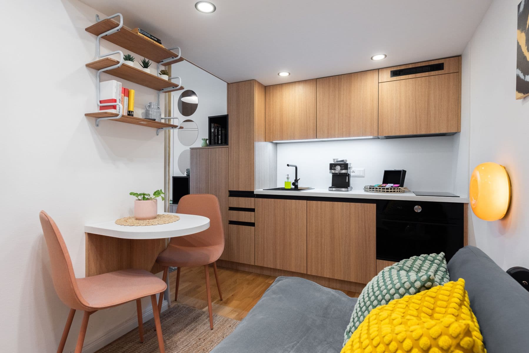 Pronájem bytu  17 m², Rubešova, Praha, Praha