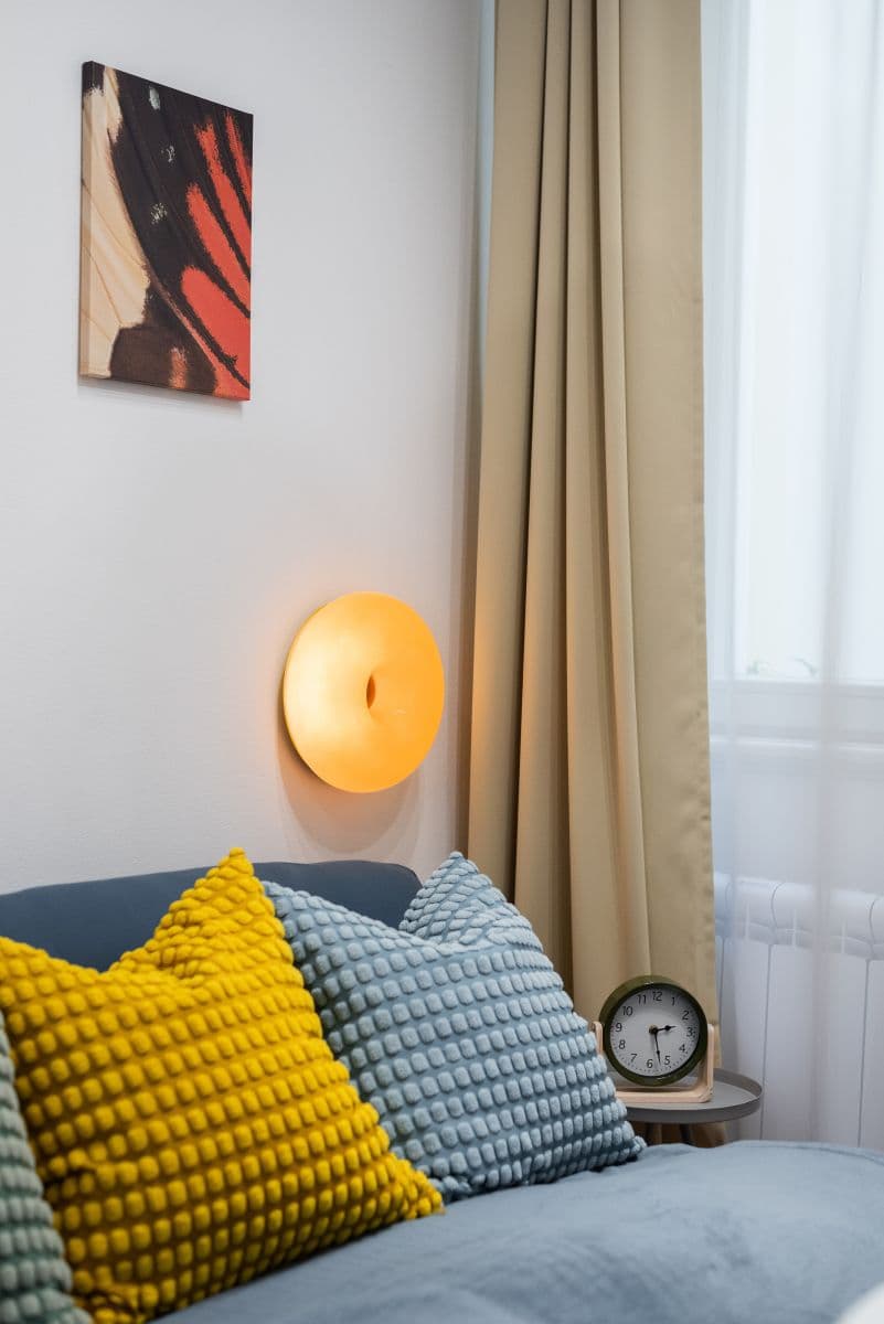 Pronájem bytu  17 m², Rubešova, Praha, Praha