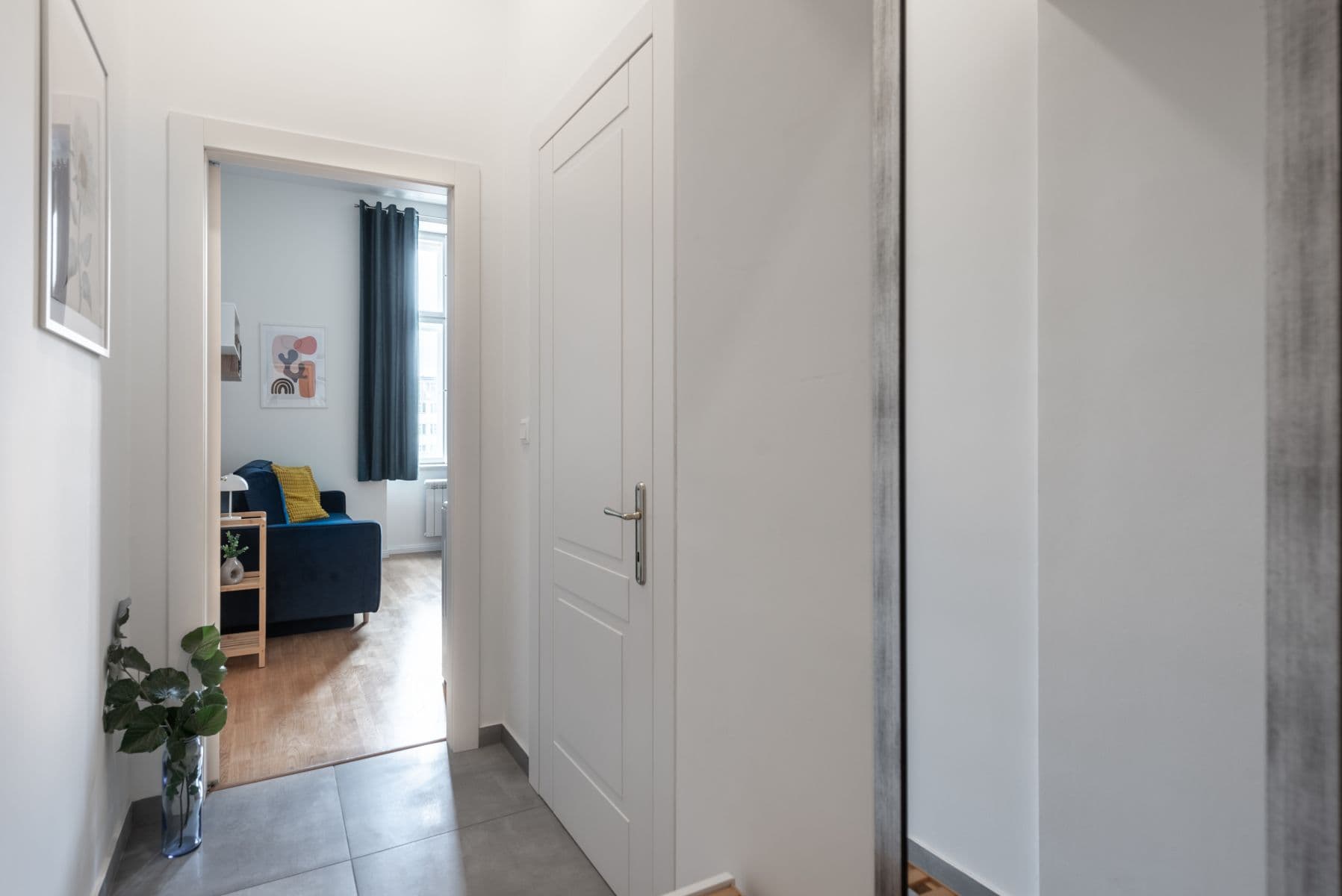 Pronájem bytu  52 m², Rubešova, Praha, Praha