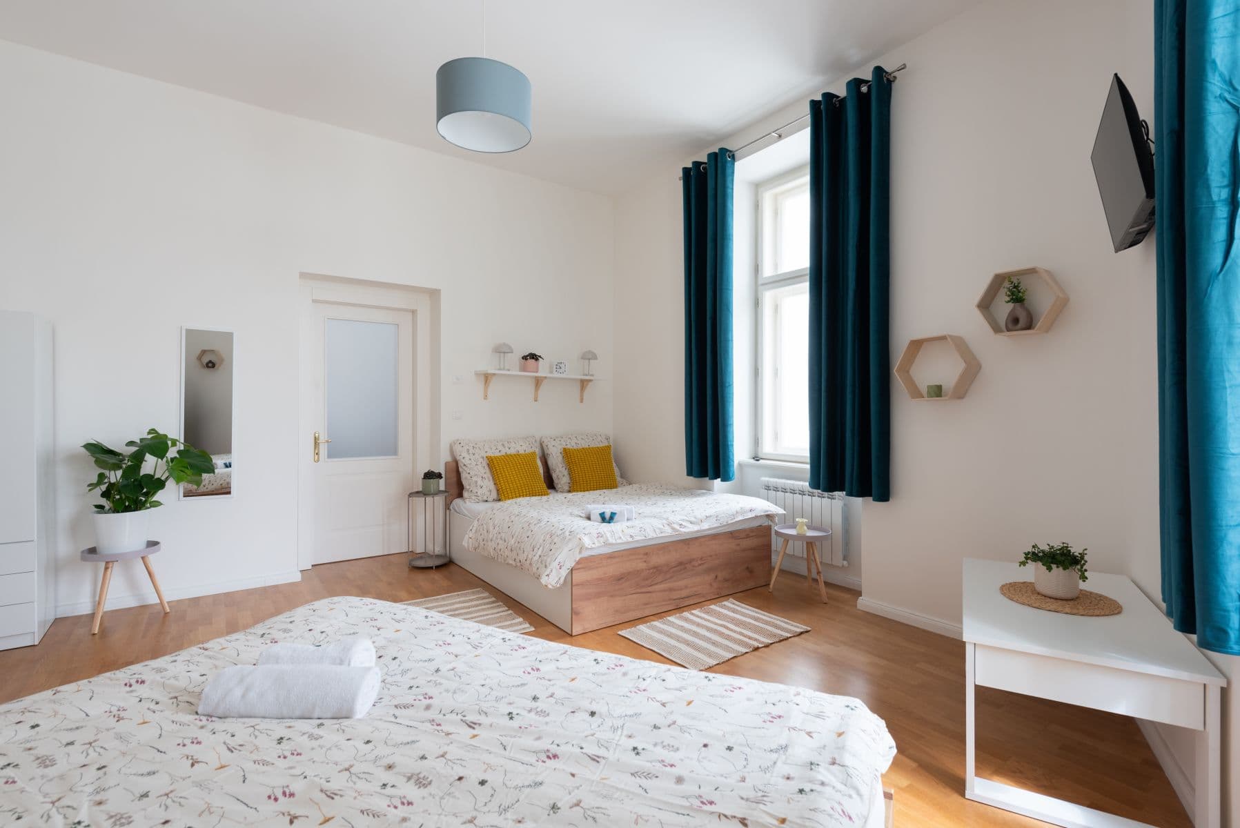 Pronájem bytu  52 m², Rubešova, Praha, Praha