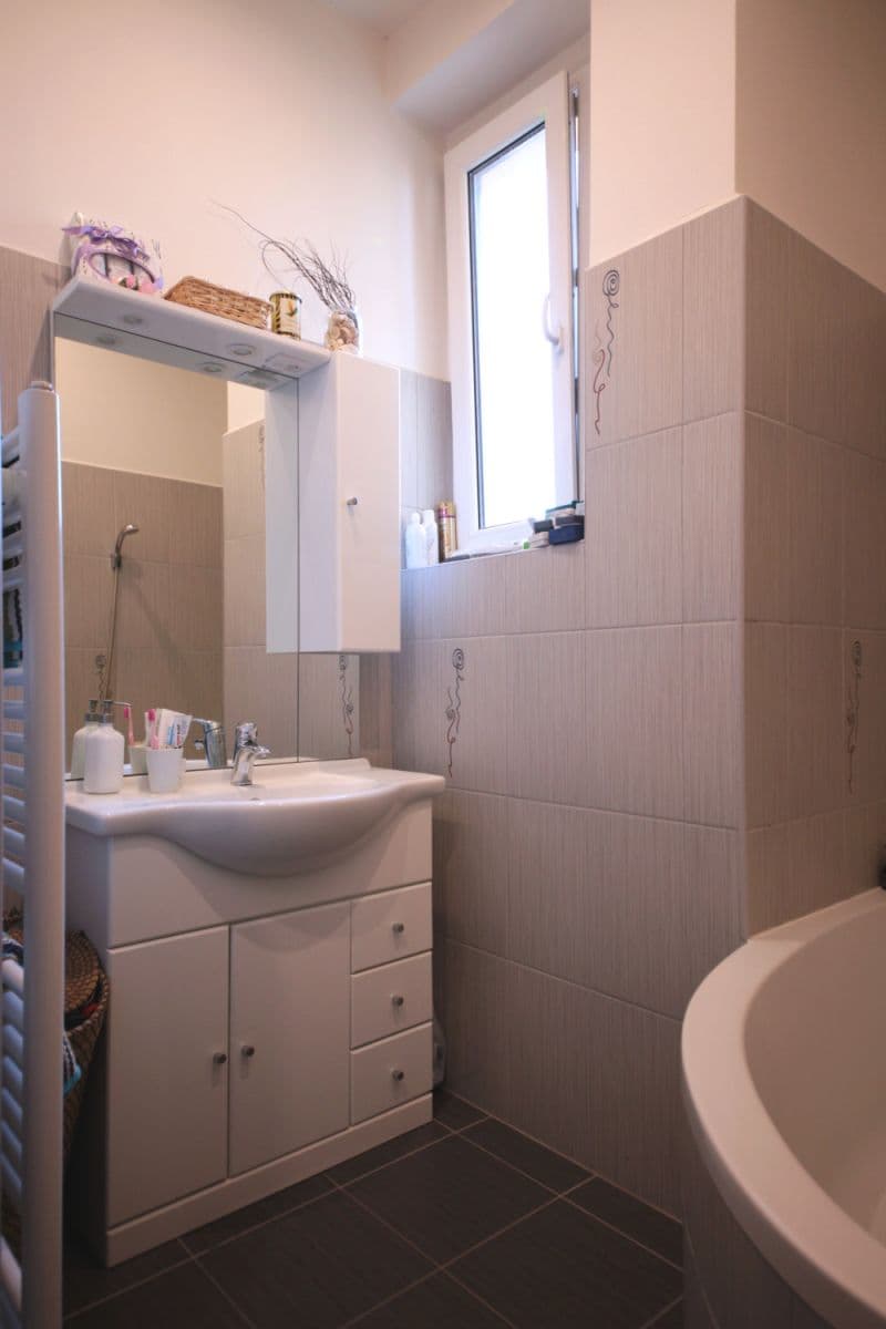 Pronájem bytu  86 m², Dobrovského, Praha, Praha