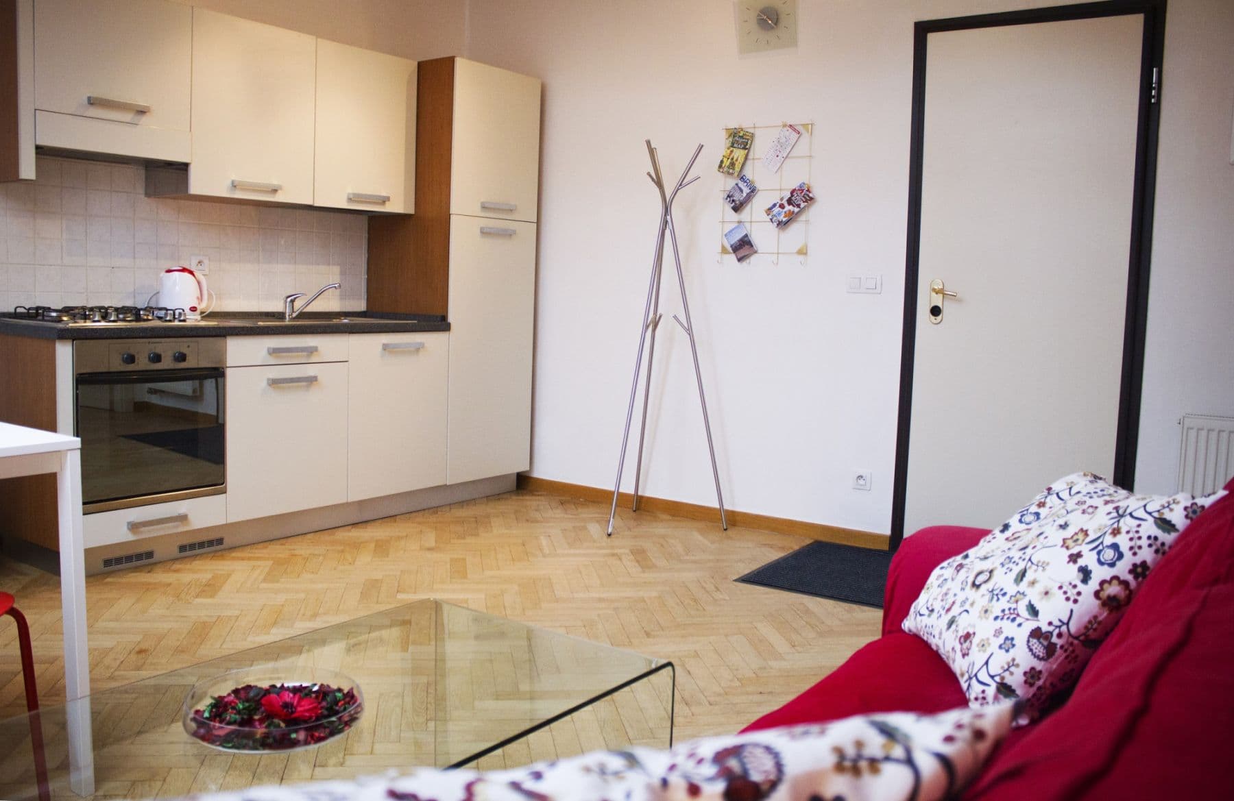 Pronájem bytu  43 m², Tyršova, Praha, Praha