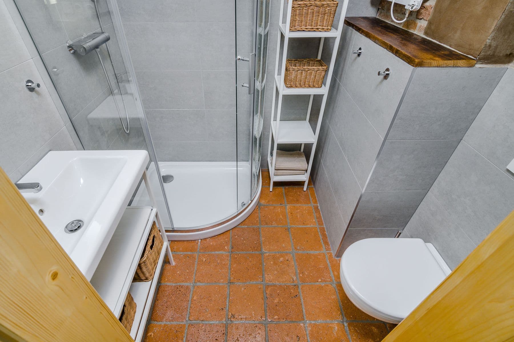 Pronájem bytu  45 m², Na Zámecké, Praha, Praha