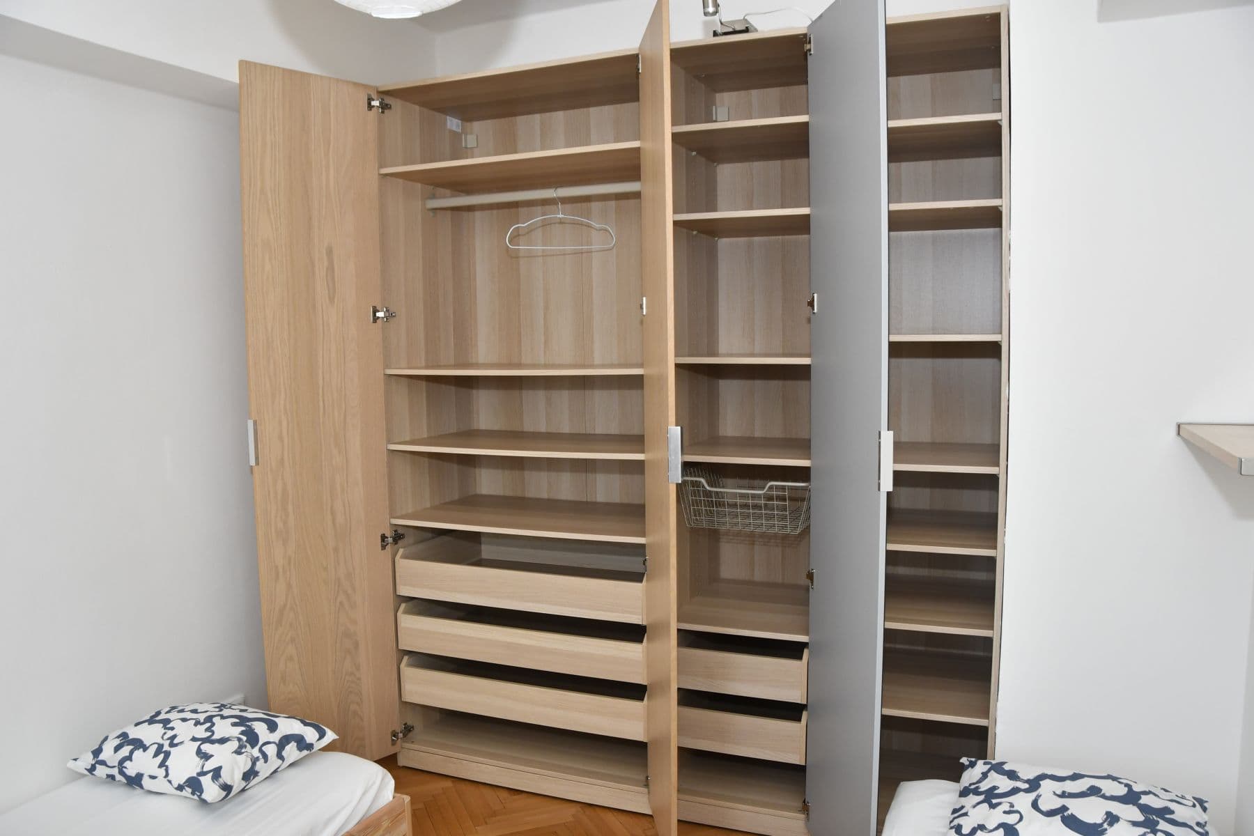 Pronájem bytu  66 m², Marie Cibulkové, Praha, Praha