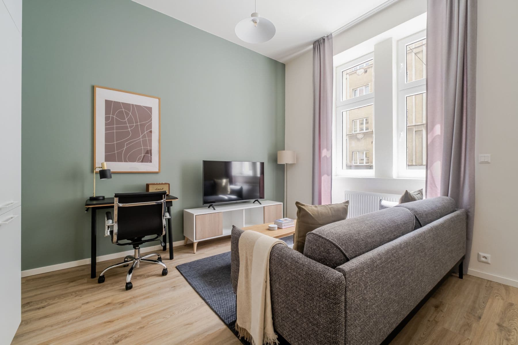 Pronájem bytu  45 m², Veletržní, Praha, Praha