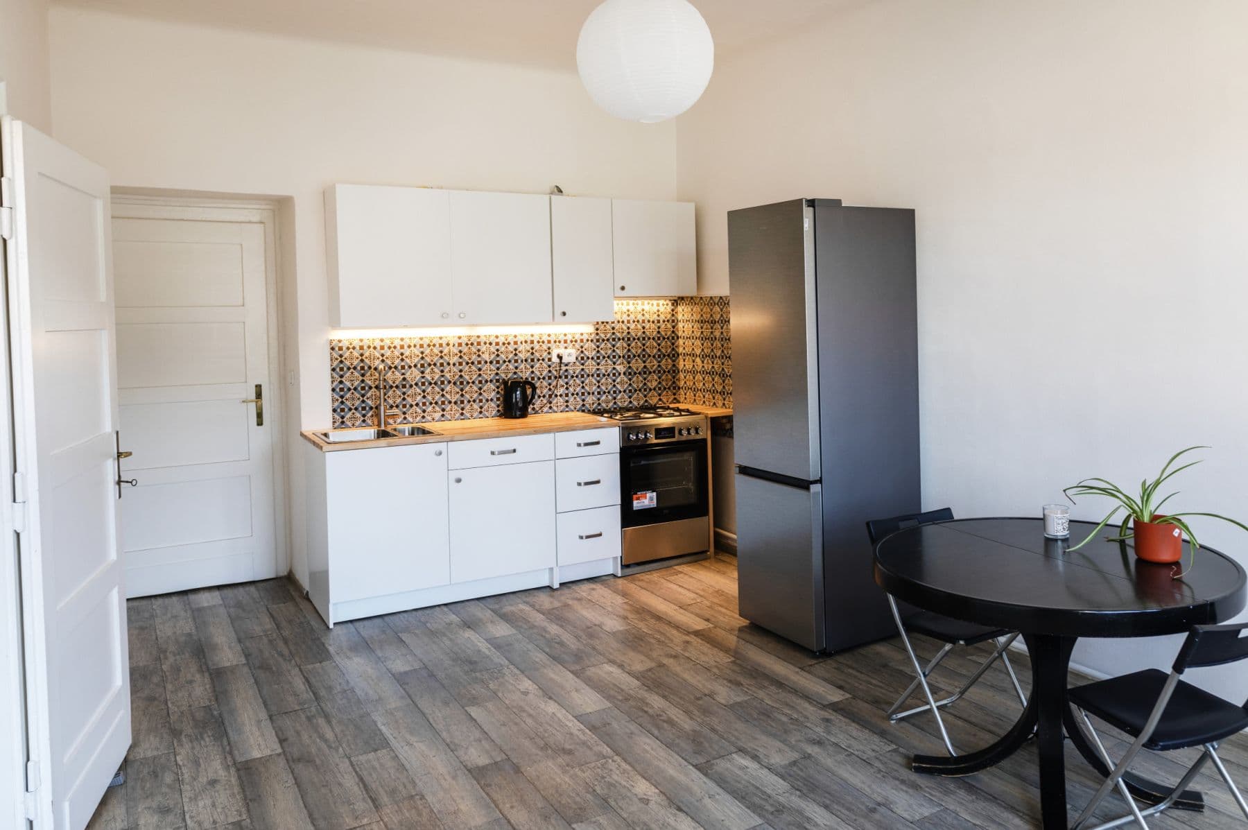 Pronájem bytu  60 m², Vršovická, Praha, Praha