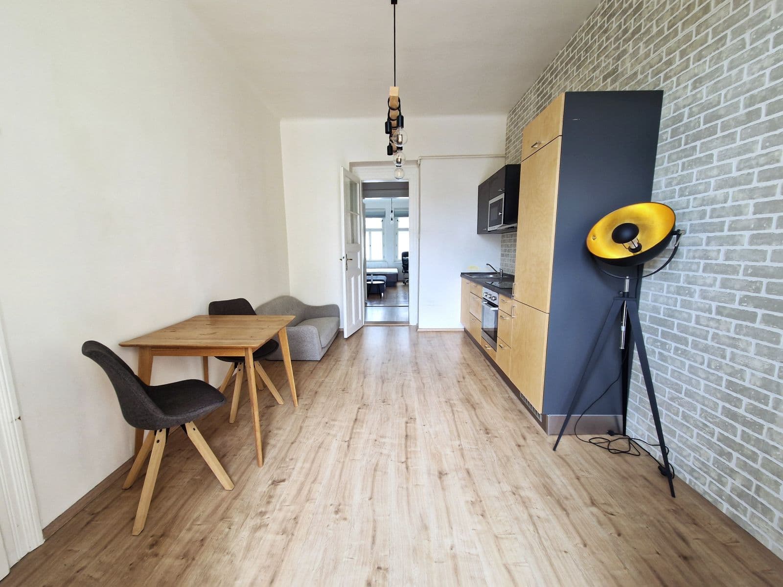 Pronájem bytu  53 m², Budečská, Praha, Praha