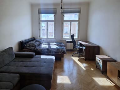 Pronájem bytu  53 m², Budečská, Praha, Praha