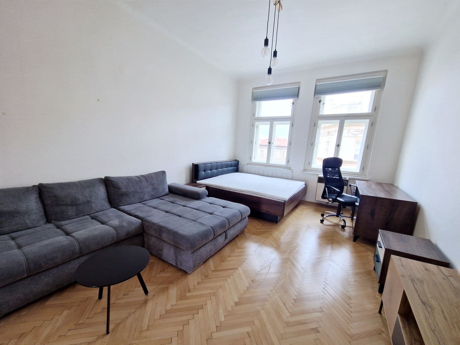 Pronájem bytu  53 m², Budečská, Praha, Praha