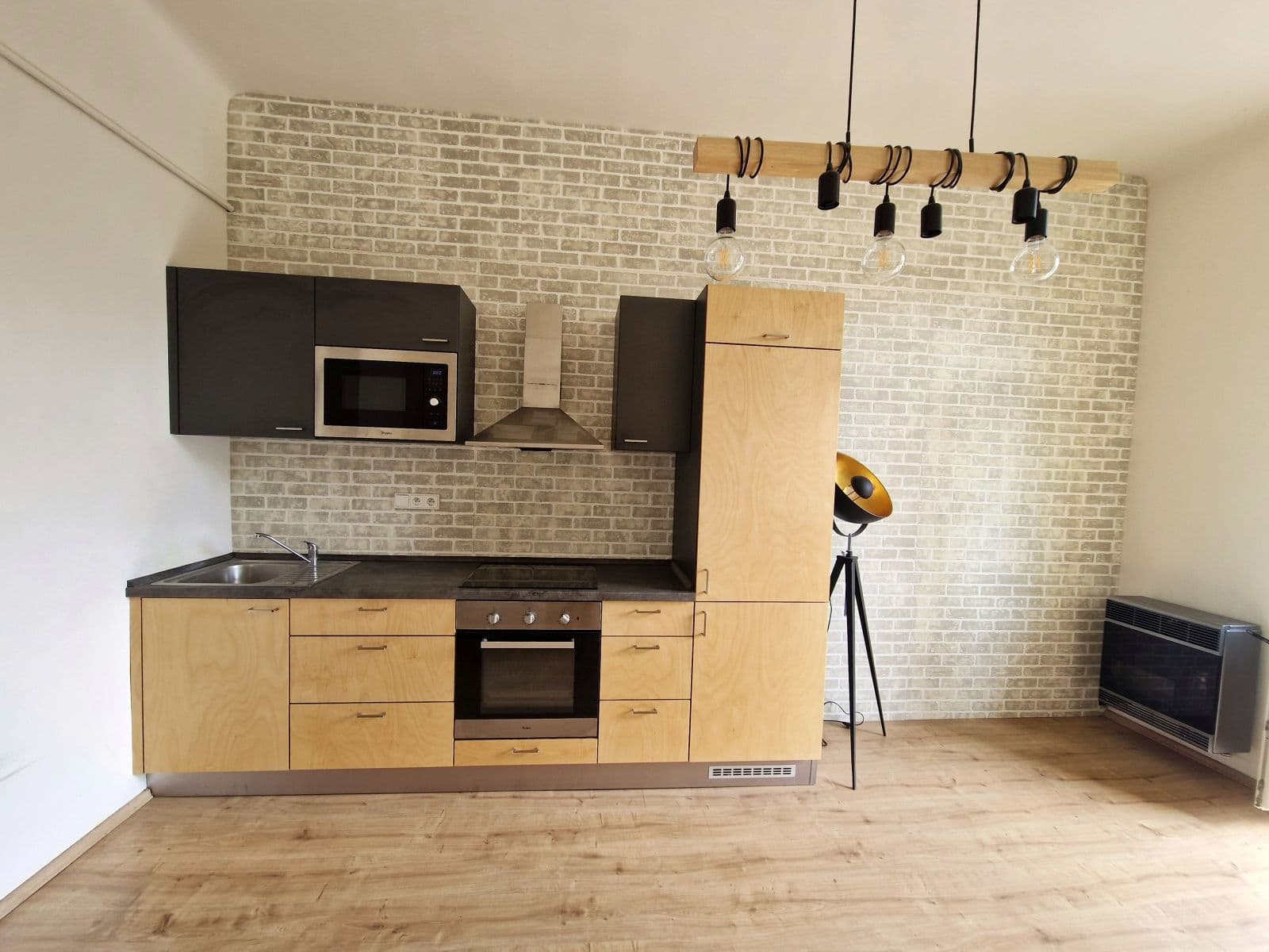 Pronájem bytu  53 m², Budečská, Praha, Praha