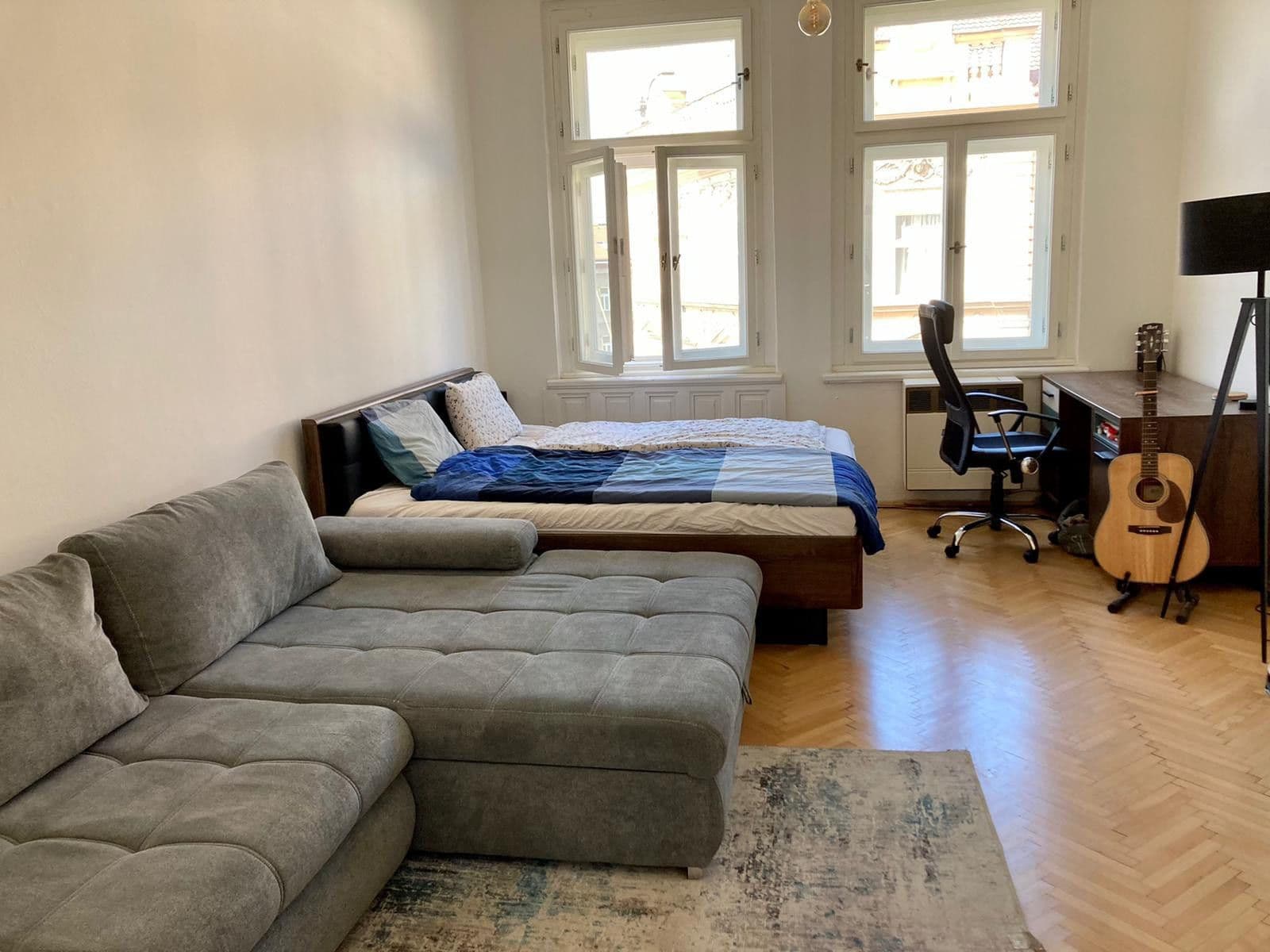 Pronájem bytu  51 m², Budečská, Praha, Praha
