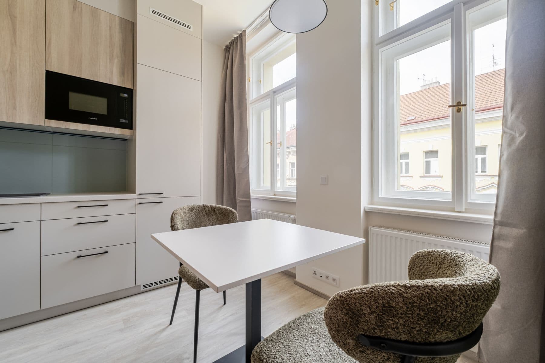 Pronájem bytu  51 m², Svatoslavova, Praha, Praha