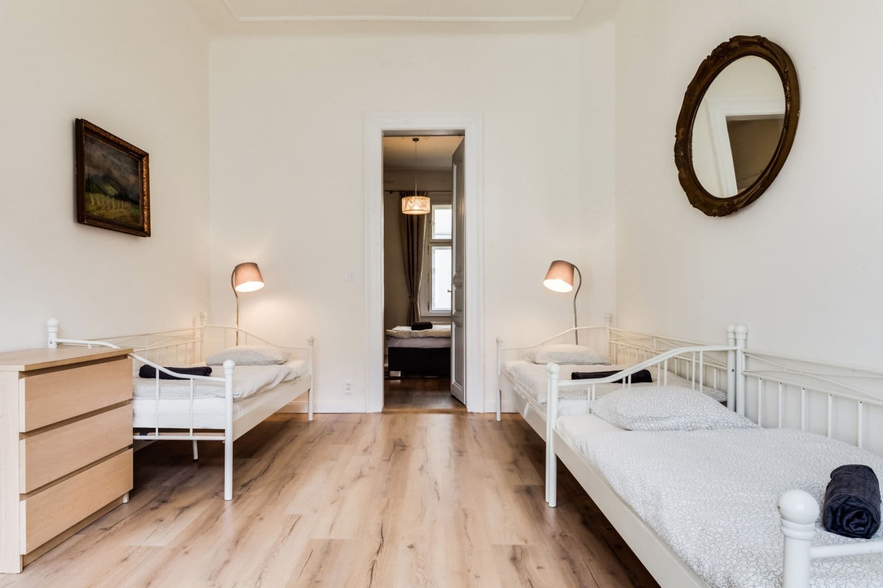 Pronájem bytu  103 m², Křižovnická, Praha, Praha