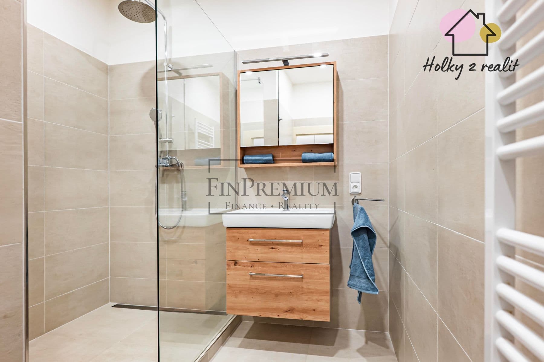 Pronájem bytu  99 m², Michalská, Praha, Praha