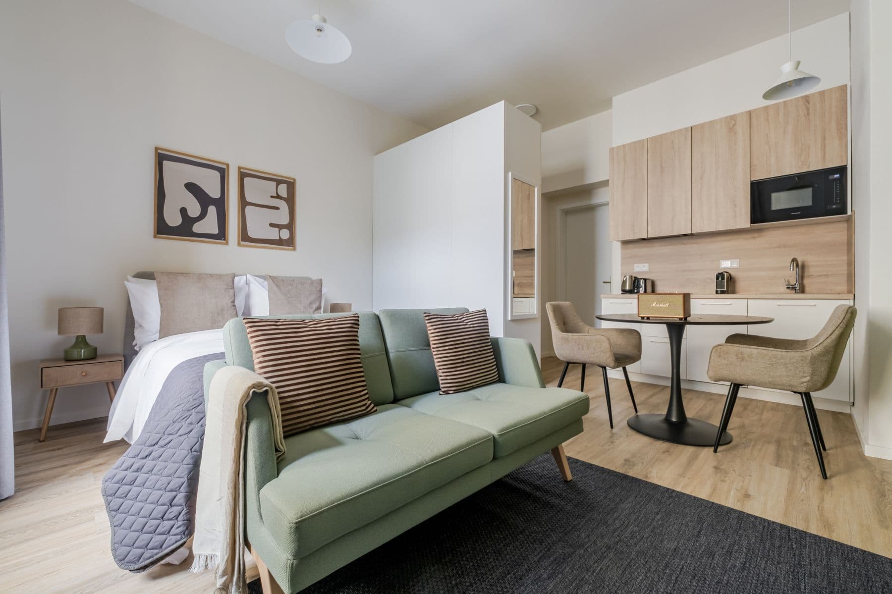 Pronájem bytu  30 m², Veletržní, Praha, Praha