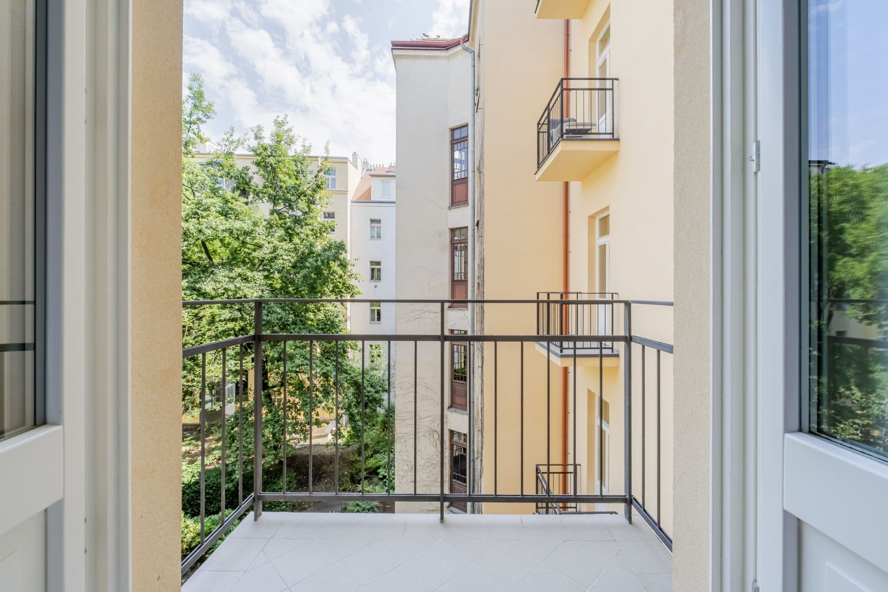 Pronájem bytu  30 m², Veletržní, Praha, Praha