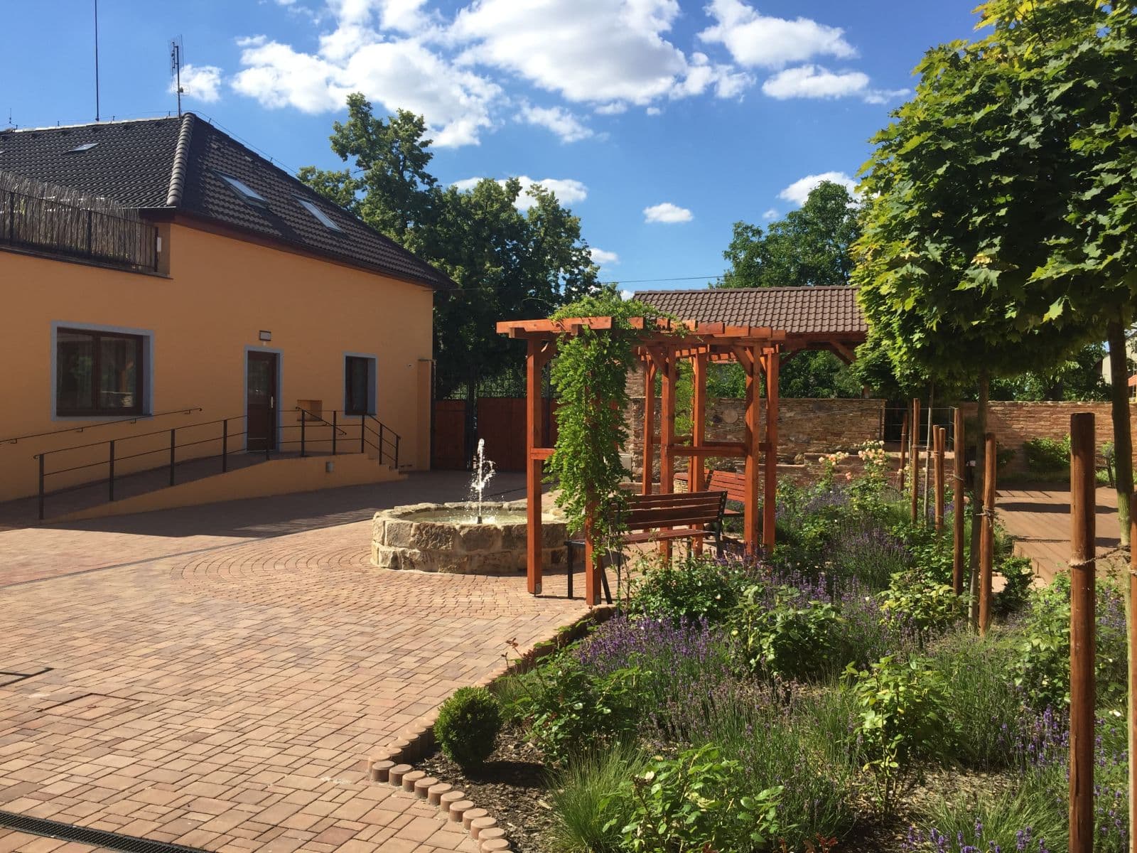 Pronájem bytu  33 m², Brázdim, Středočeský kraj