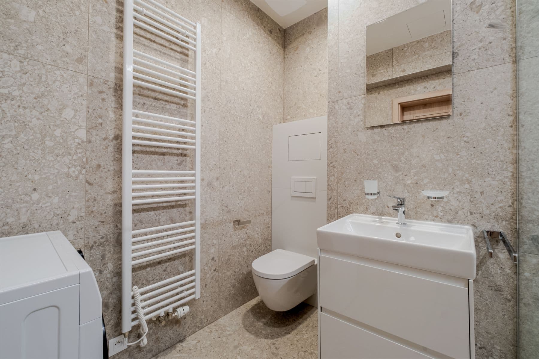 Pronájem bytu  58 m², Svatoslavova, Praha, Praha