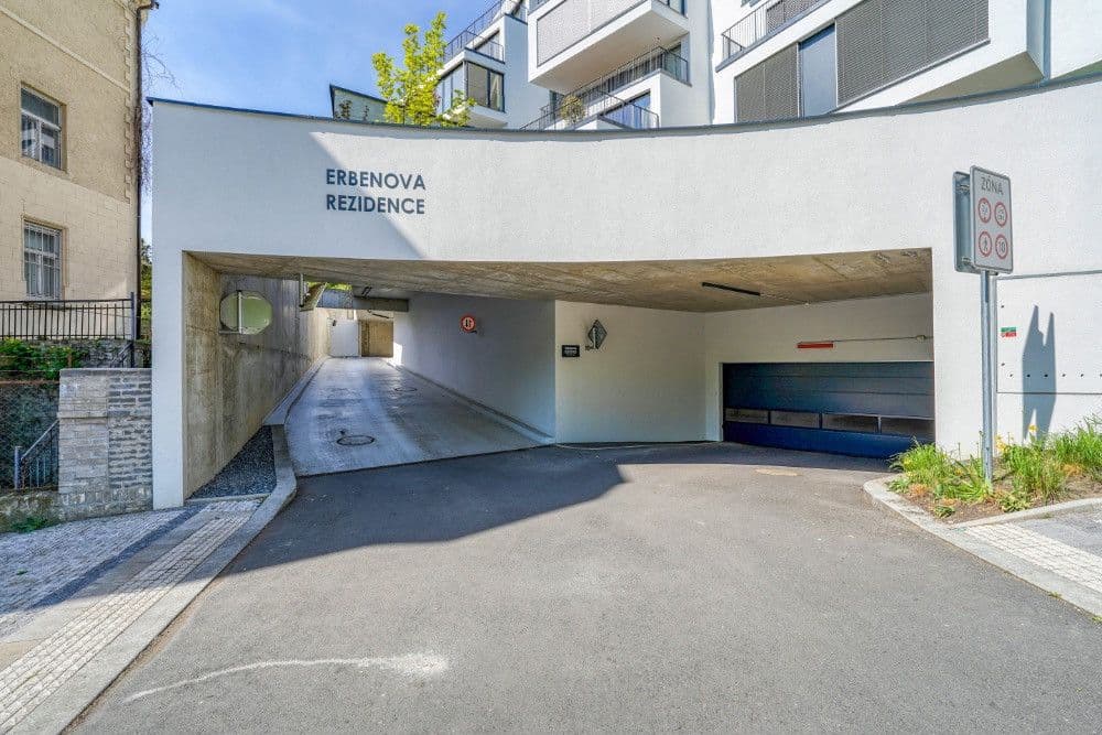 Pronájem bytu  34 m², Mošnova, Praha, Praha