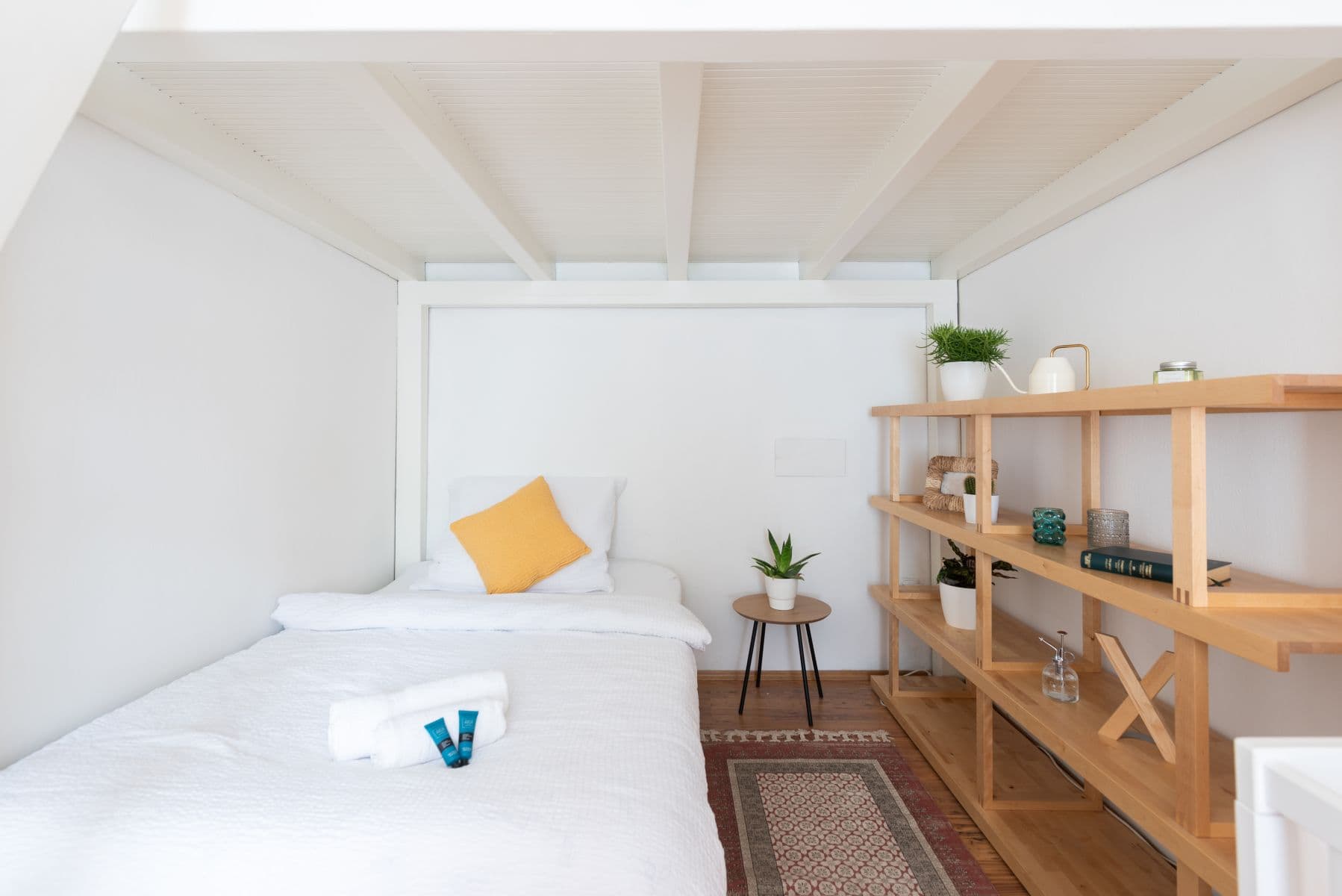 Pronájem bytu  47 m², Hartigova, Praha, Praha