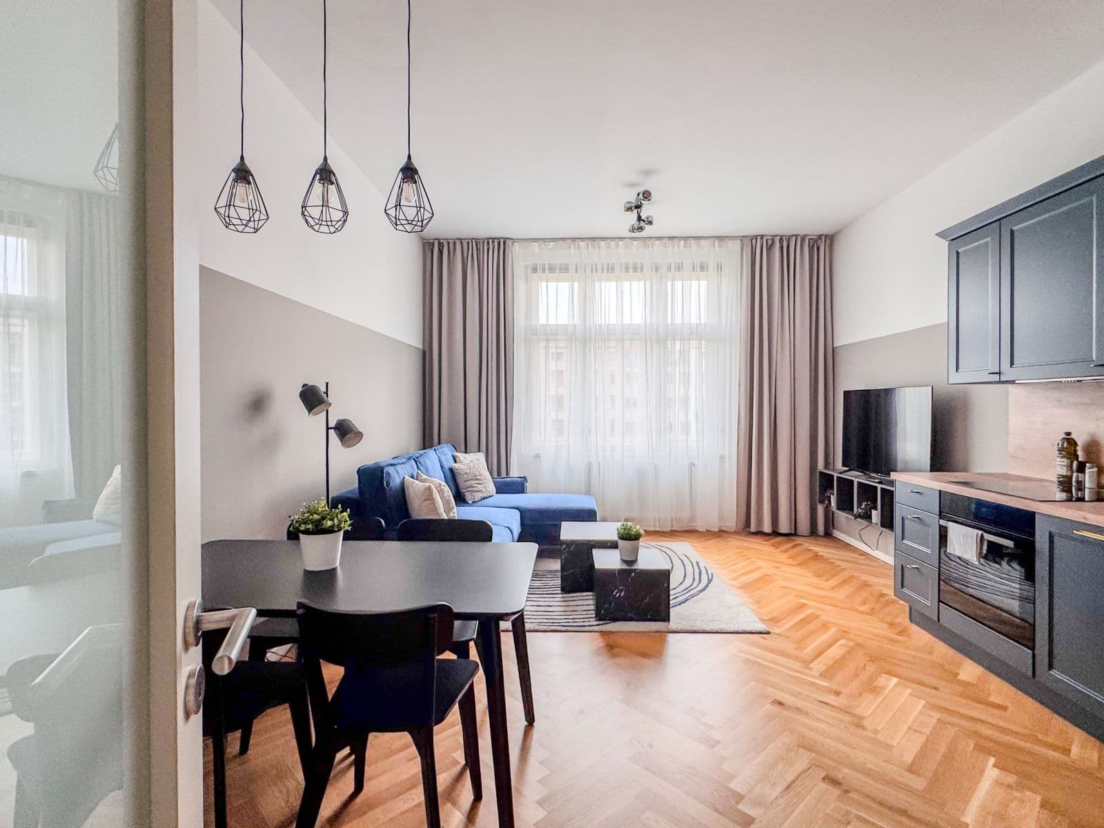 Pronájem bytu  55 m², Na Výšinách, Praha, Praha