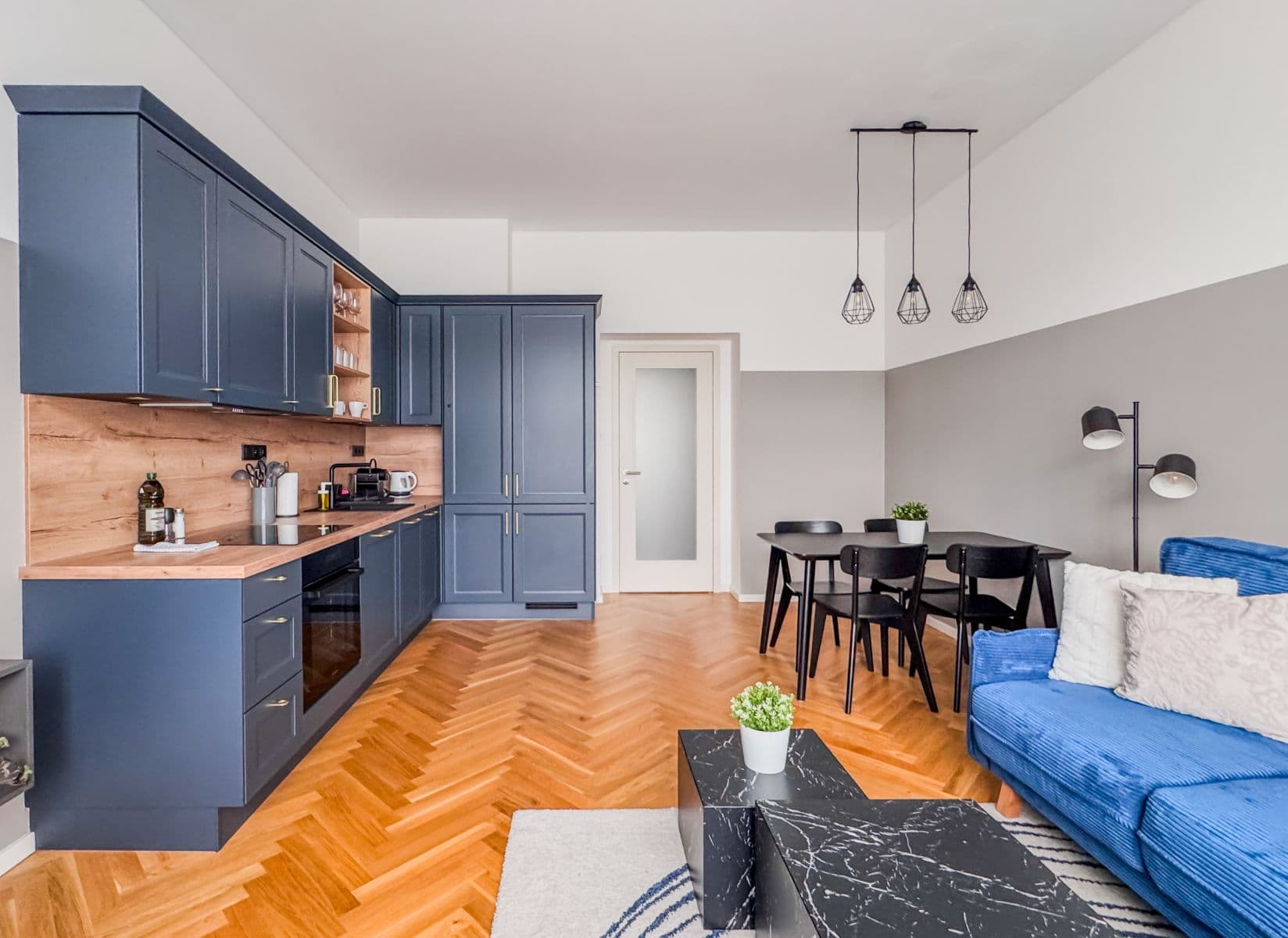 Pronájem bytu  55 m², Na Výšinách, Praha, Praha