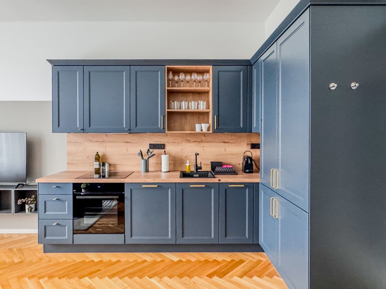 Pronájem bytu  55 m², Na Výšinách, Praha, Praha