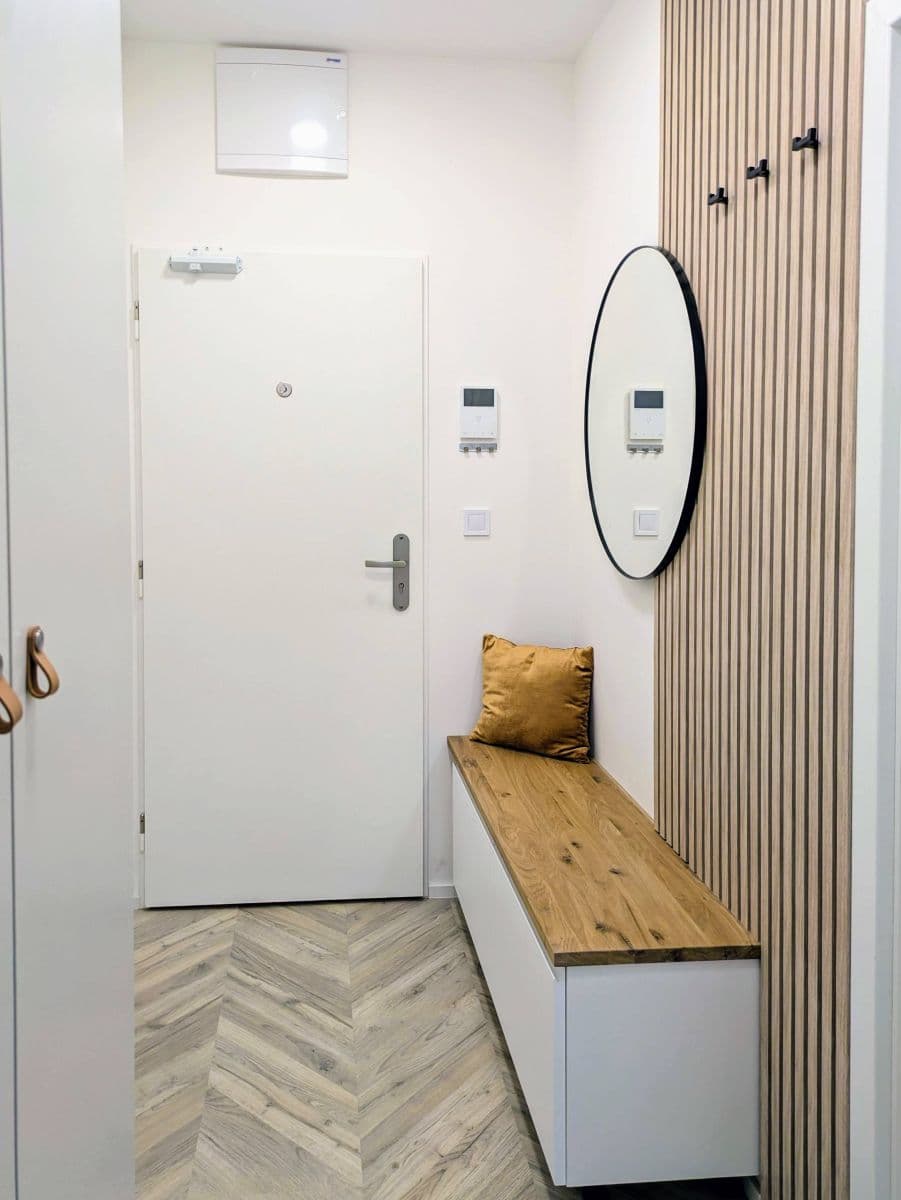 Pronájem bytu  27 m², Cejl, Brno, Jihomoravský kraj