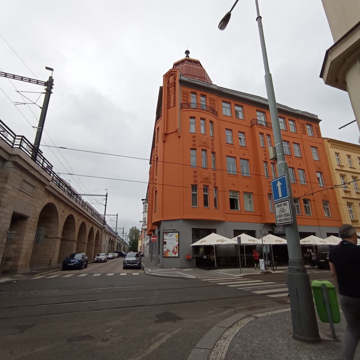 Pronájem bytu  30 m², Prvního pluku, Praha, Praha