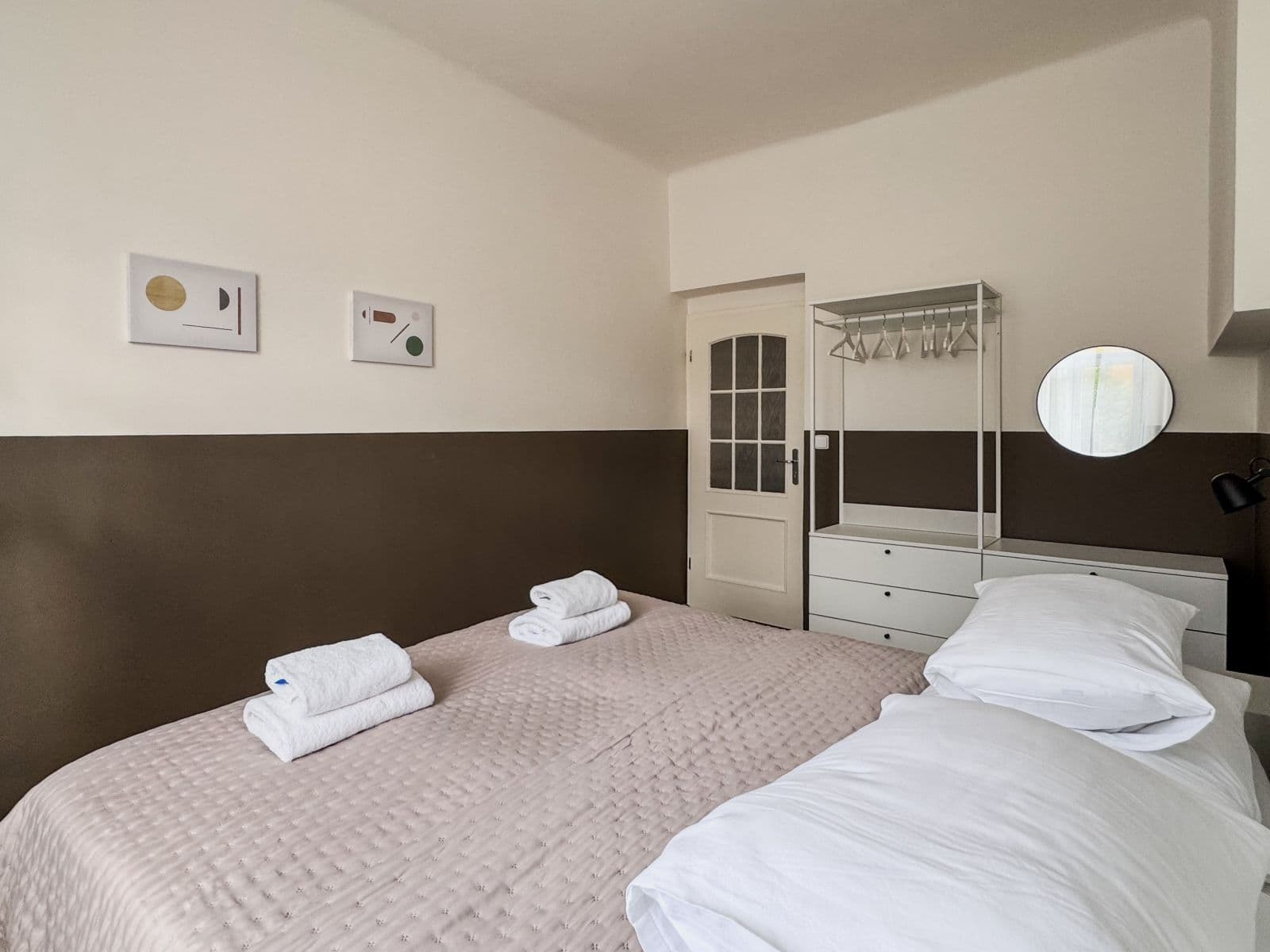 Pronájem bytu  120 m², Šmilovského, Praha, Praha