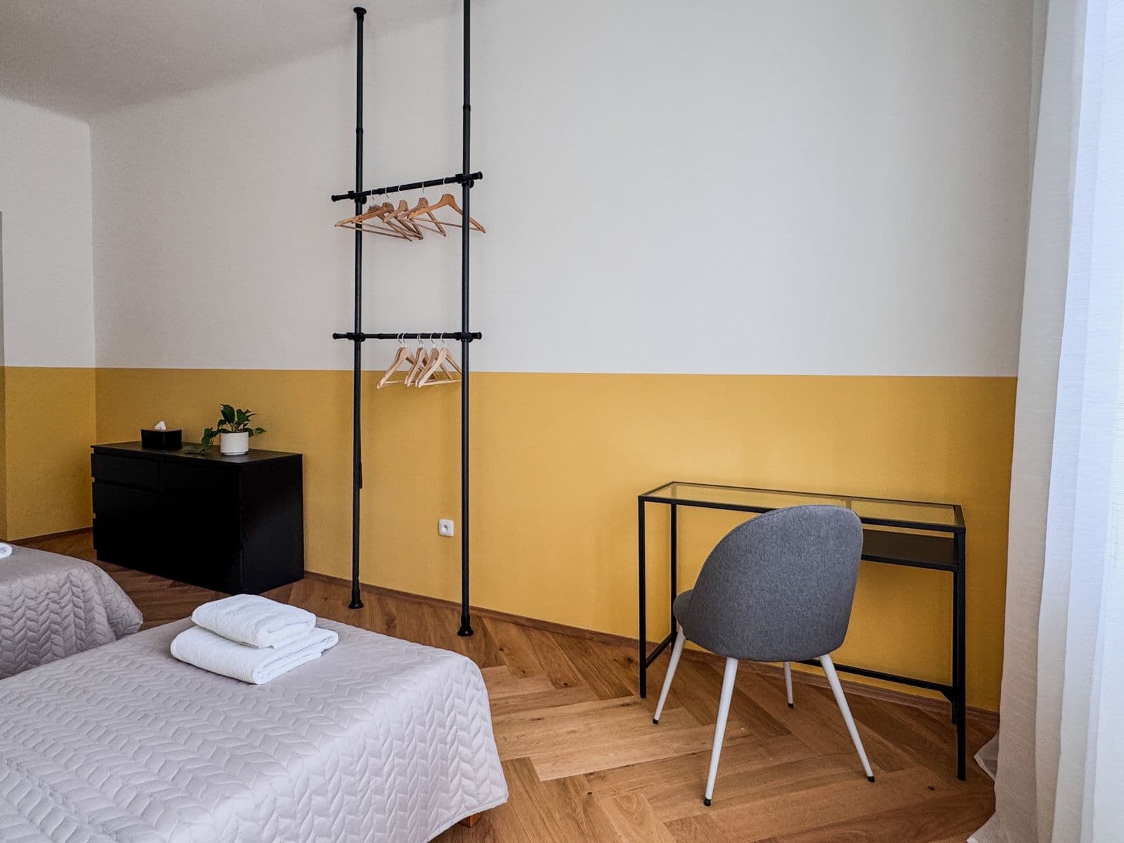 Pronájem bytu  120 m², Šmilovského, Praha, Praha