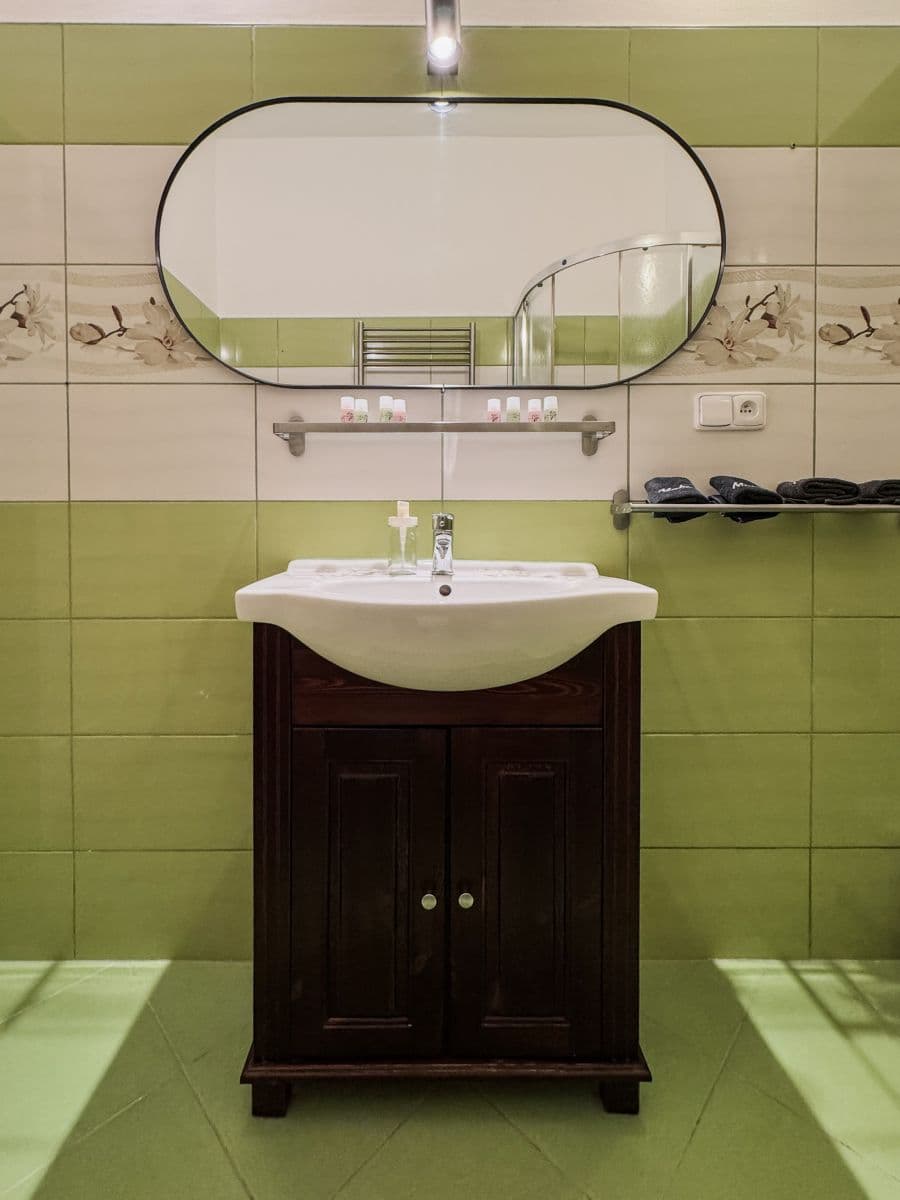 Pronájem bytu  120 m², Šmilovského, Praha, Praha