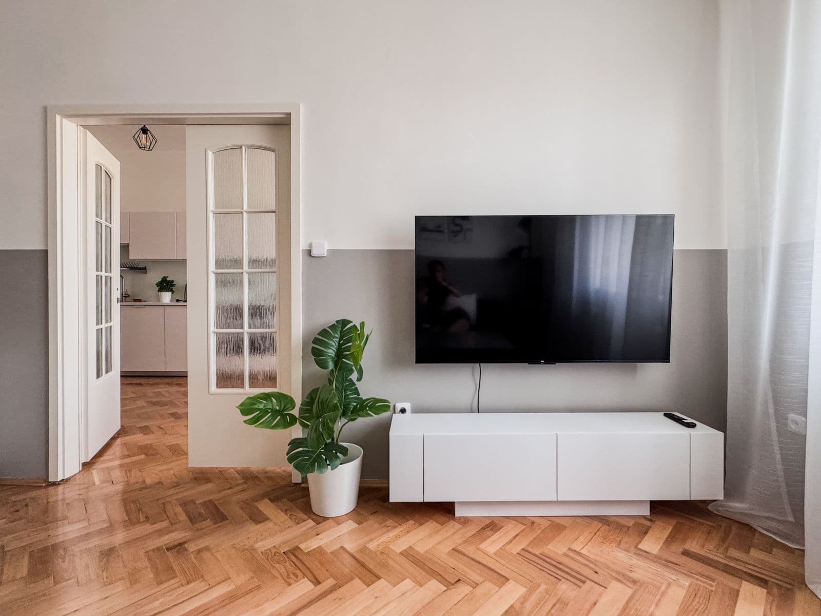 Pronájem bytu  120 m², Šmilovského, Praha, Praha