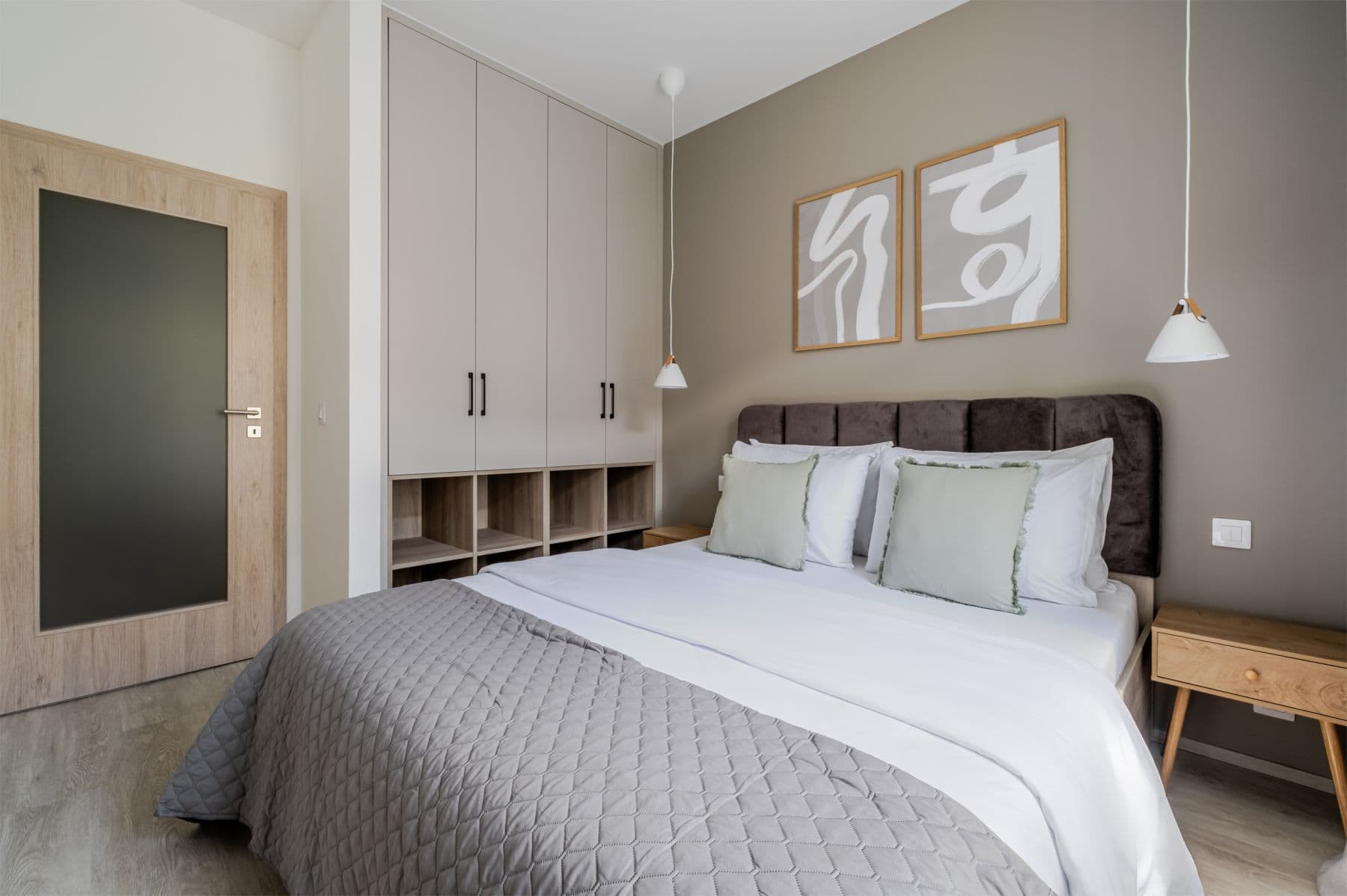 Pronájem bytu  47 m², Svatoslavova, Praha, Praha