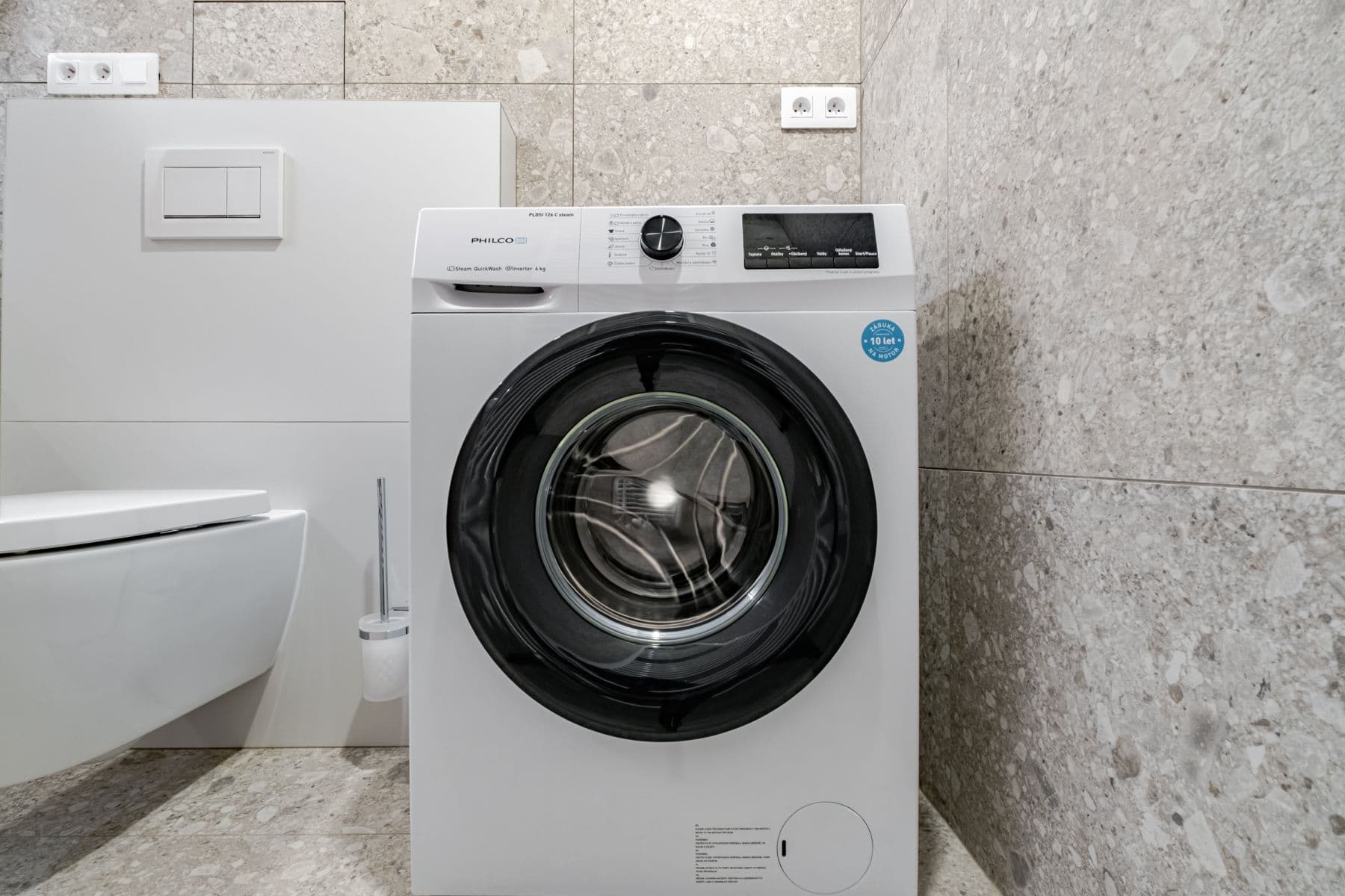 Pronájem bytu  47 m², Svatoslavova, Praha, Praha