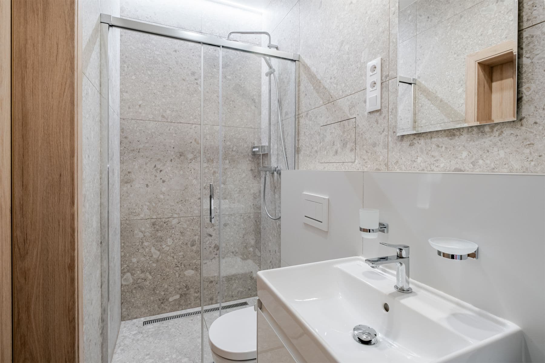 Pronájem bytu  39 m², Svatoslavova, Praha, Praha