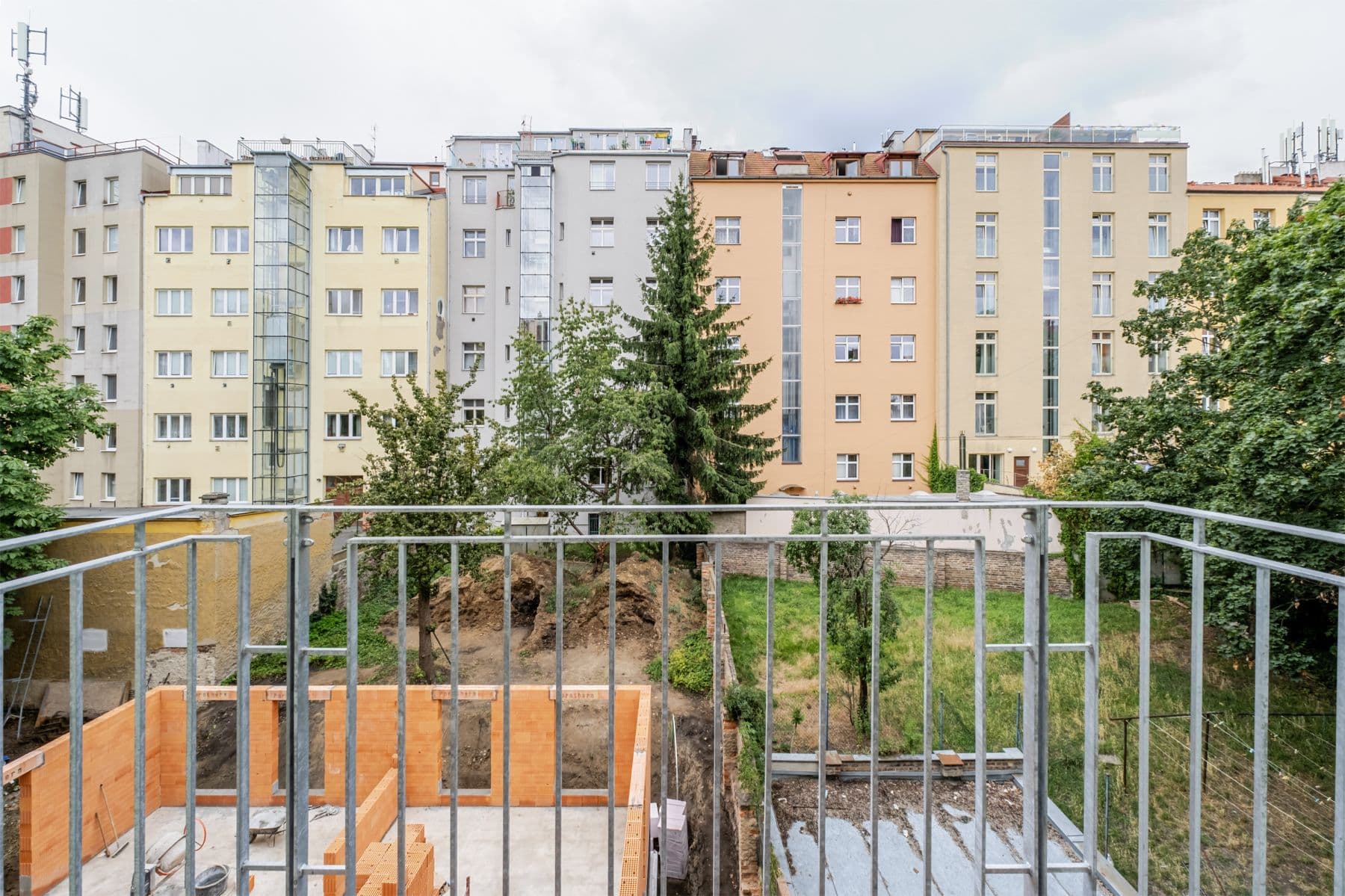 Pronájem bytu  39 m², Svatoslavova, Praha, Praha