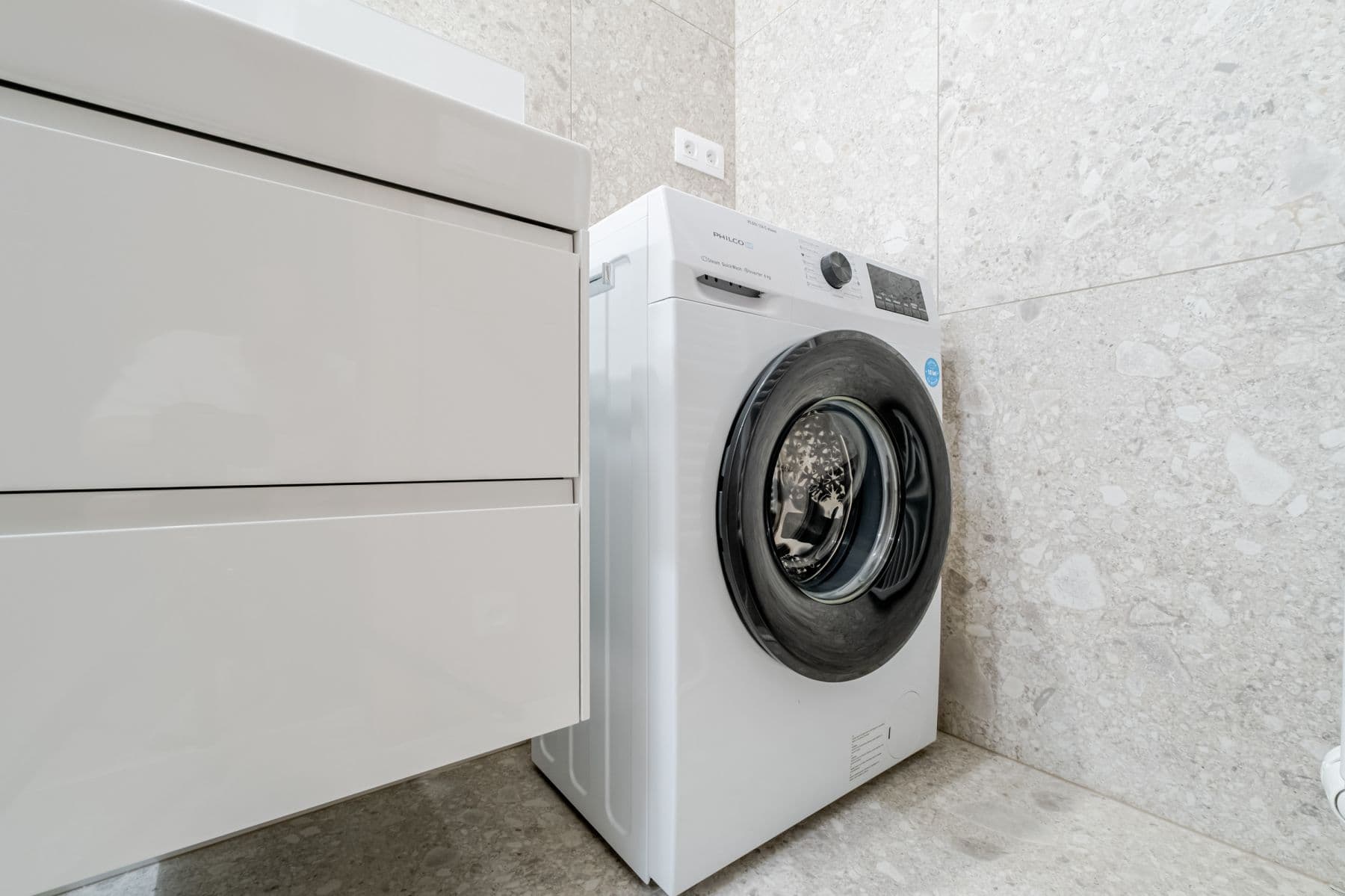 Pronájem bytu  39 m², Svatoslavova, Praha, Praha