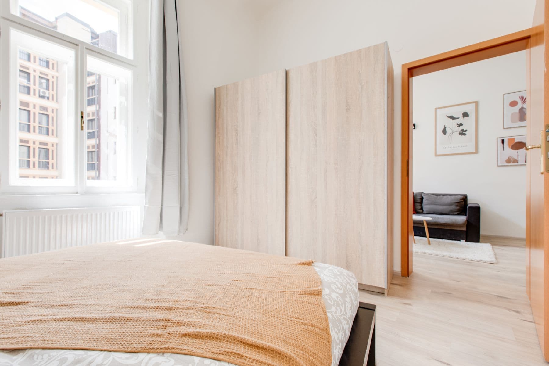 Pronájem bytu  45 m², U Akademie, Praha, Praha
