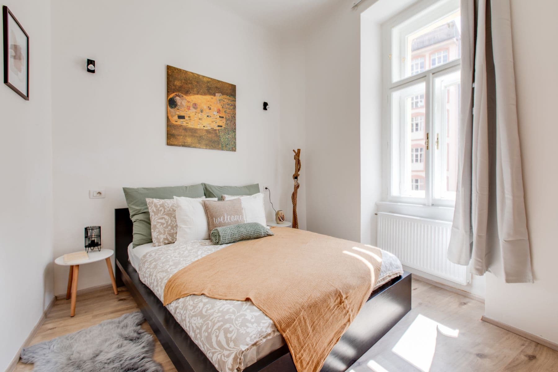 Pronájem bytu  45 m², U Akademie, Praha, Praha