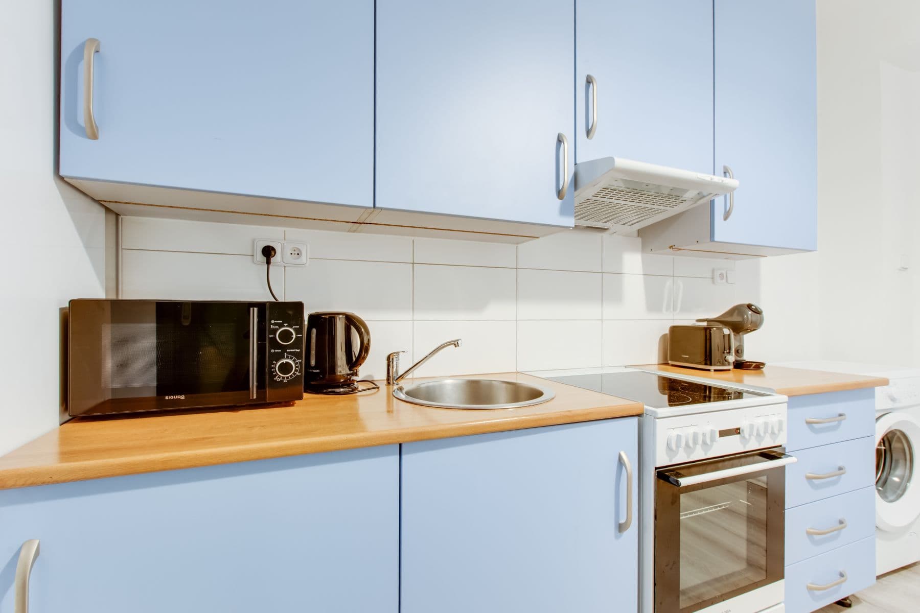 Pronájem bytu  60 m², Přibyslavská, Praha, Praha