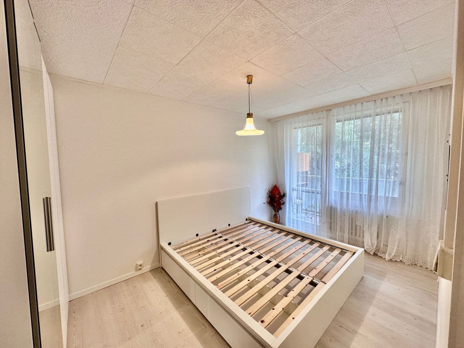 Pronájem bytu  72 m², Mimoňská, Praha, Praha