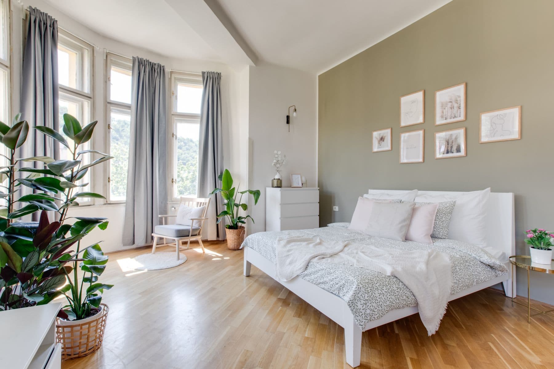 Pronájem bytu  55 m², Kubova, Praha, Praha
